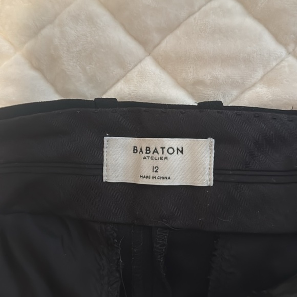 Aritzia babaton shorts - Picture 2 of 3